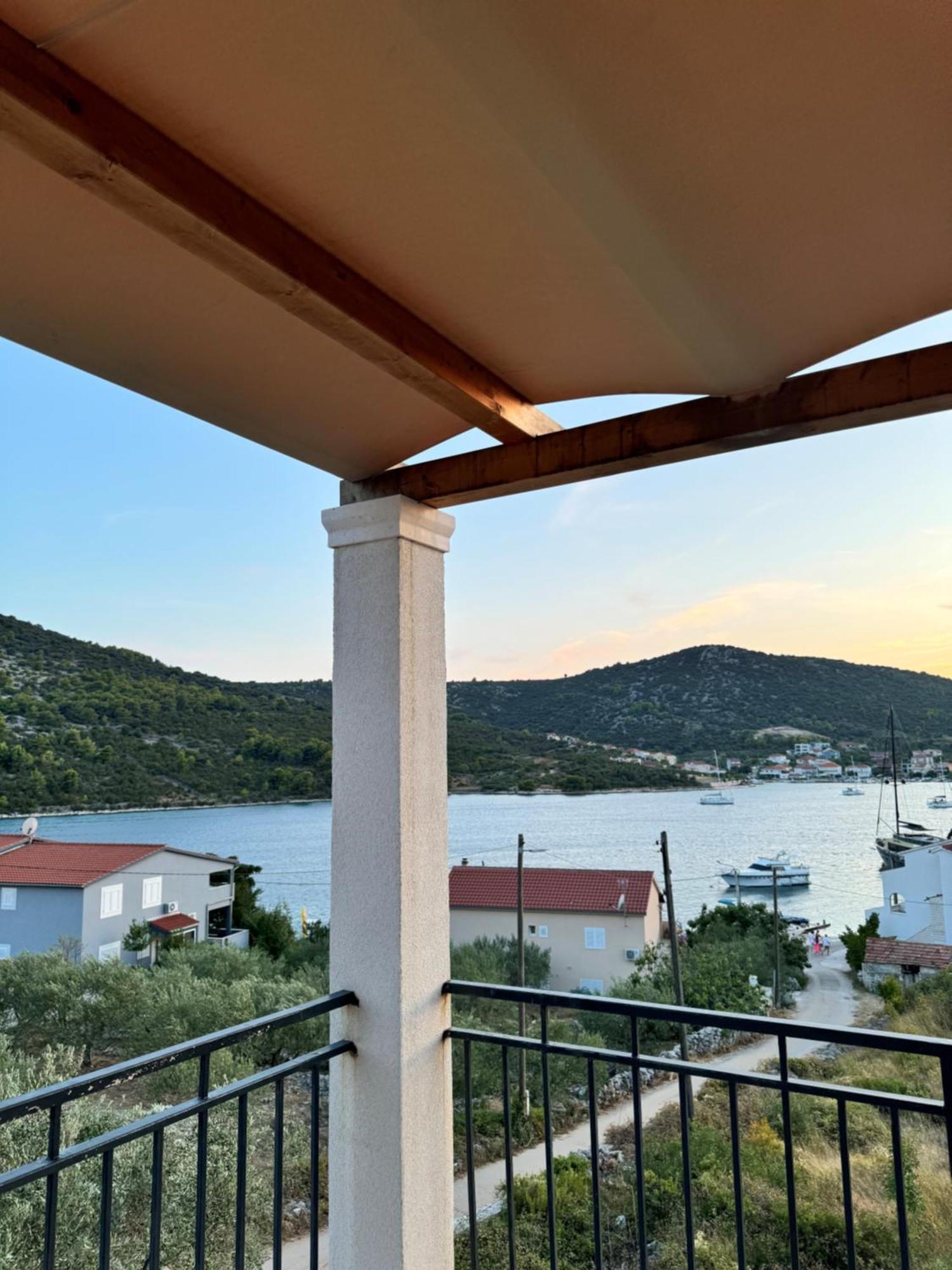 Apartman Vitanov Vinišće Kültér fotó